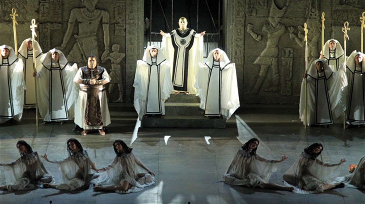 to-neo-programma-tis-ethnikis-lurikis-skinis