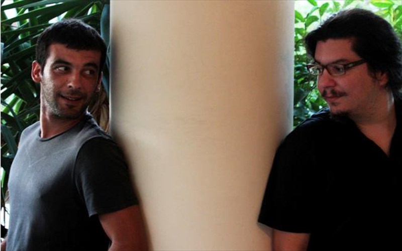 on-ear-ston-stauro-tou-notou