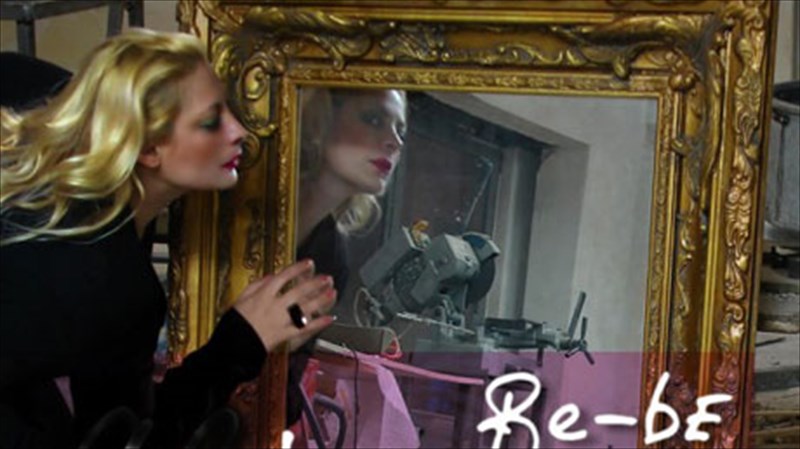 diskokritiki-re-be-aleksia