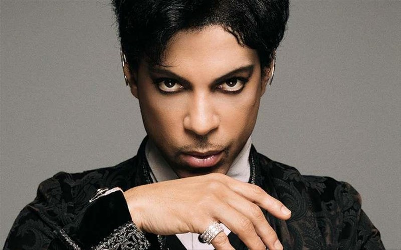 neo-tragoudi-gia-ton-prince