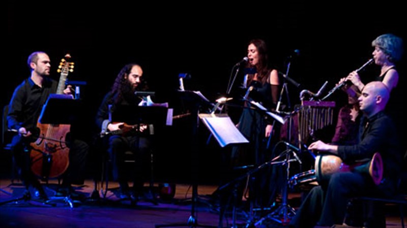 mia-goiteutiki-sumpraksi-me-fonto-tin-poiisi-tis-sapfous