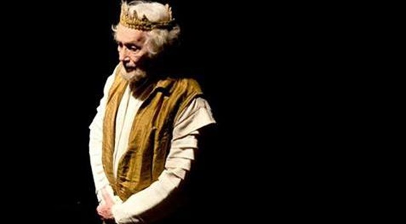 o-basilias-lir-kai-i-oikogeneia-tou-sto-theatro-texnis-oikogeneia-tou-sto-theatro-texnis