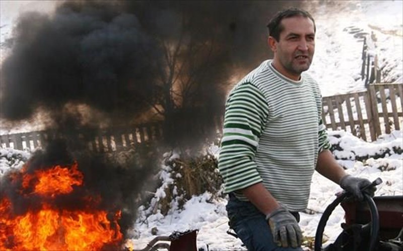 enas-aplos-iroas-xoris-melodramatismous