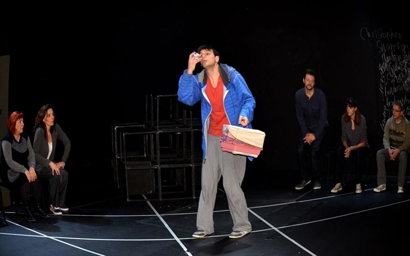 poios-skotose-to-skulo-ta-mesanuxta-gia-deuteri-sezon