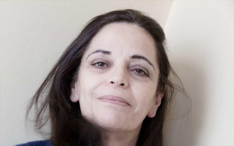 roula-georgakopoulou-psaxno-tropous-na-kratiso-to-kefali-mou-ekso-apo-to-nero-