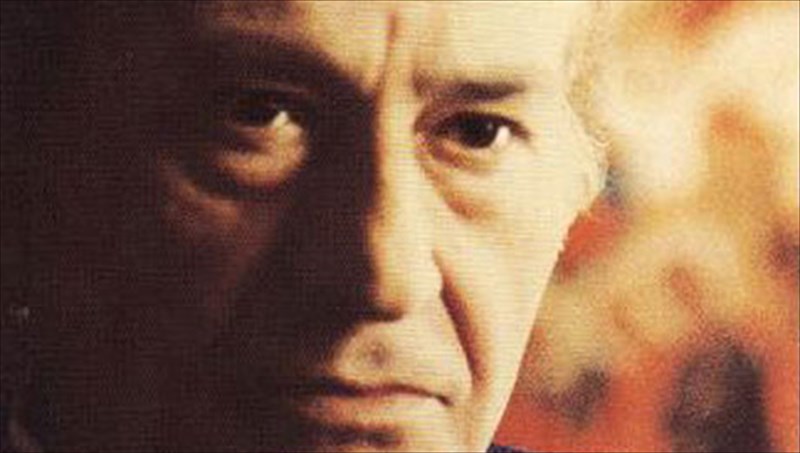 oi-stixoi-tou-eluti-taksideuoun-sta-mesa-mazikis-metaforas