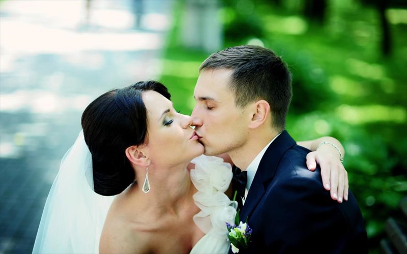 9-mustika-gia-enan-epituximeno-gamo-mustika-gia-enan-epituximeno-gamo