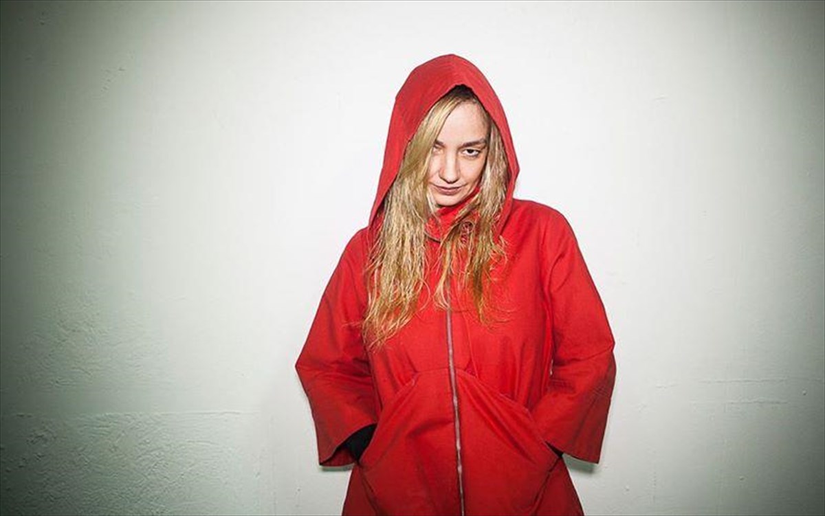 lena-kitsopoulou-paratasi-parastaseon-fotografia-2014