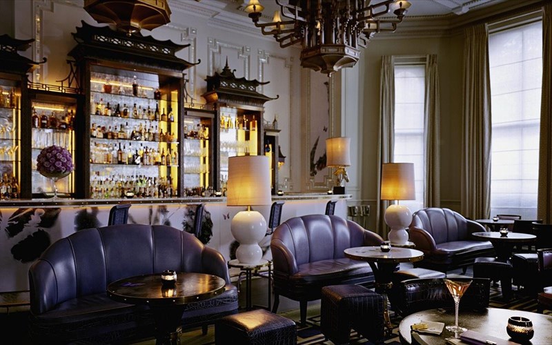 10kai1-cocktail-bars-pou-prepei-na-episkeftheite