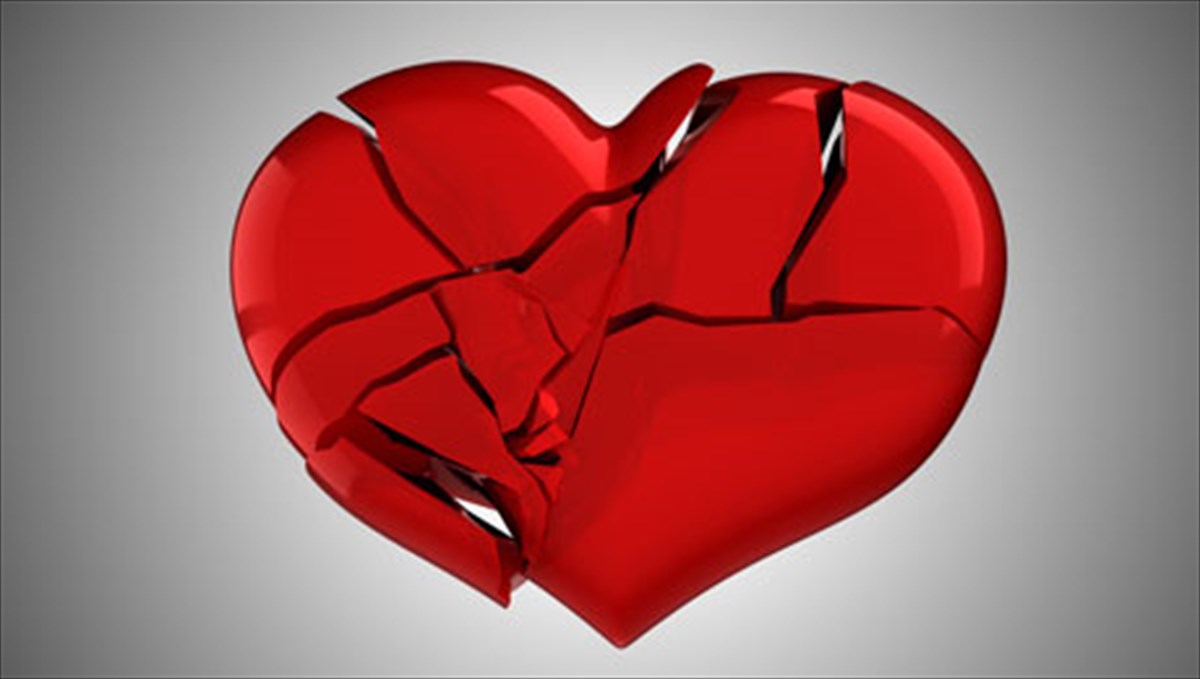 giati-xorizoun-olo-kai-perissotera-pantremena-zeugaria