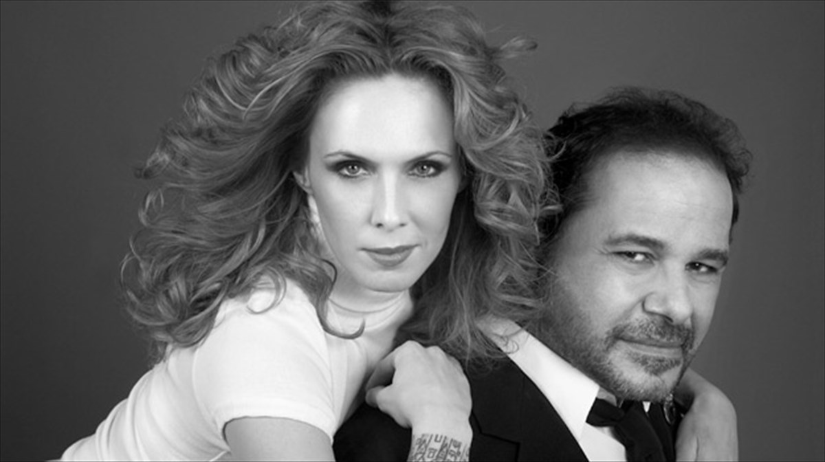 to-sumpan-o-koelio-kai-o-anthropos-anthropos