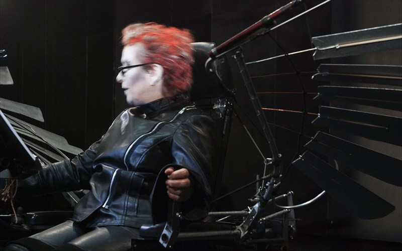 anna-kokkinou-anamesa-stin-istoria-kai-to-mellon