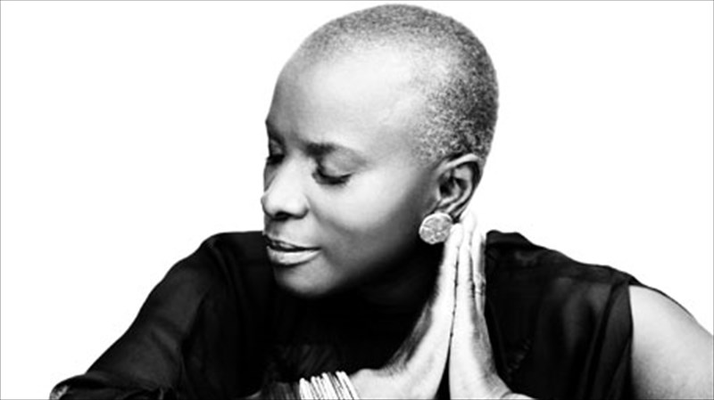 i-afrikani-diva-angelique-kidjo-sto-gazarte