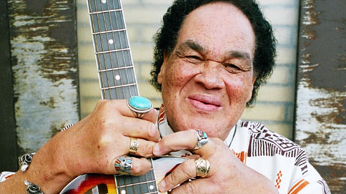 blues-apo-enan-thrulo-tou-eidous-sto-half-note