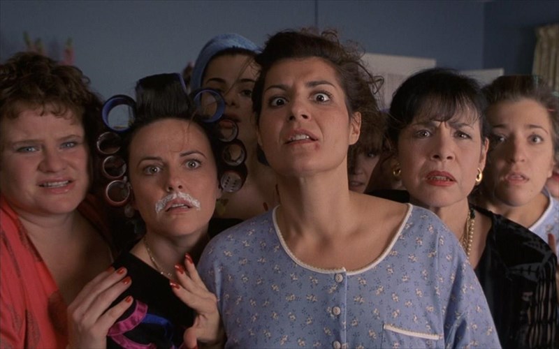 my-big-fat-greek-wedding-nees-peripeteies-gia-tin-toula-portokalos