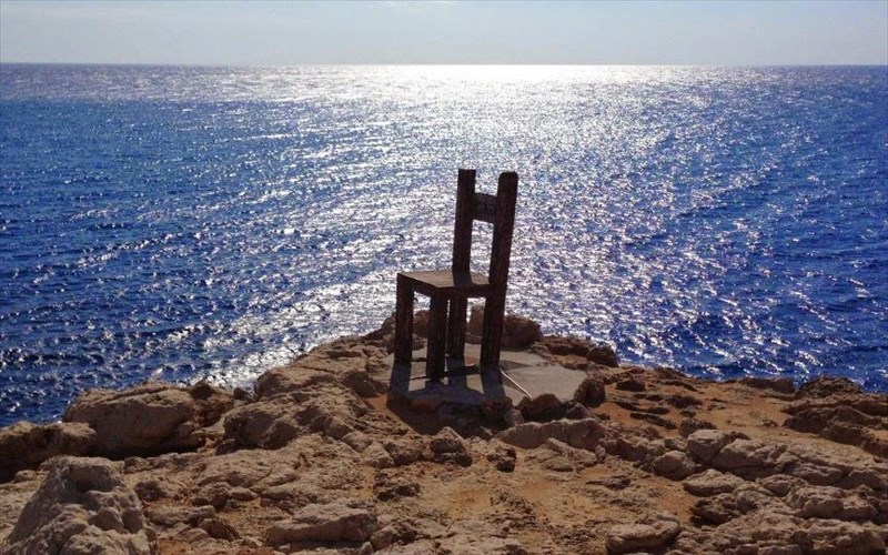 parousiasi-tou-bibliou-tou-nikou-themeli-i-anaxorisi