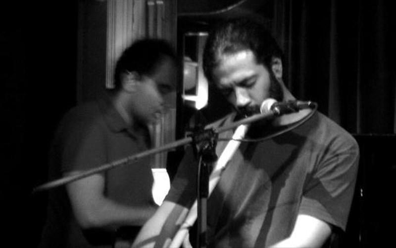 mia-diabalkaniki-mousiki-sumpraksi-sti-stegi