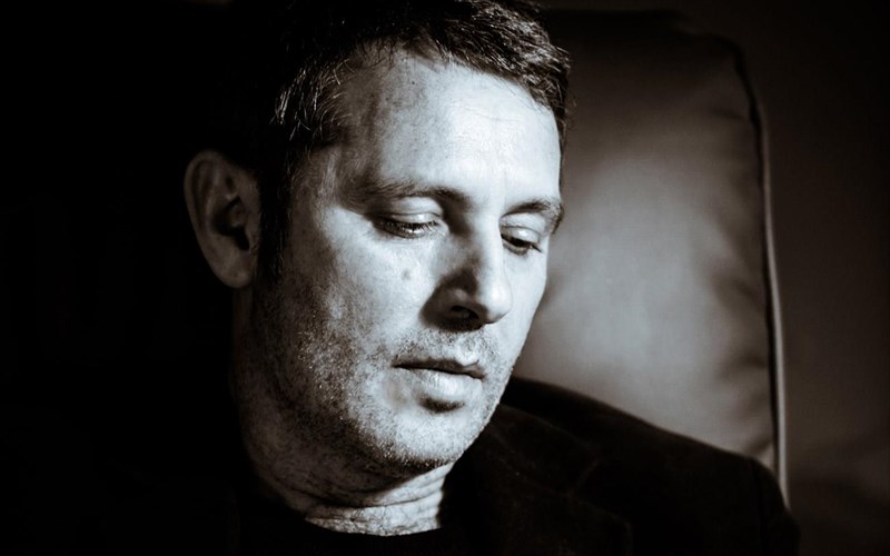 o-paulos-paulidis-gia-mia-nuxta-sto-monastiraki