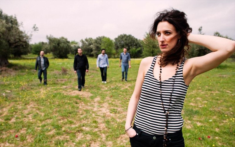 mia-mustiki-sunaulia-sti-stegi