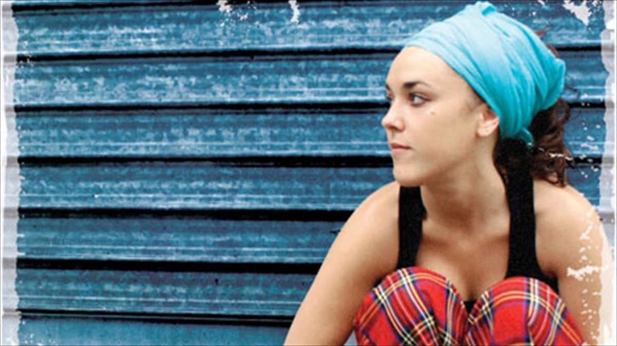 ena-asteri-apo-ti-gallia-gia-proti-fora-stin-ellada