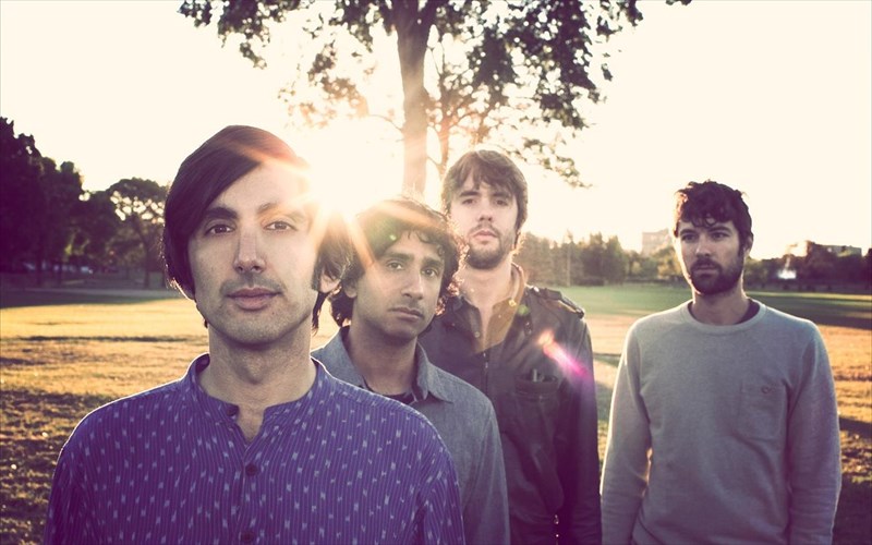 psuxedeleia-apo-ton-kanada-sto-six-dogs