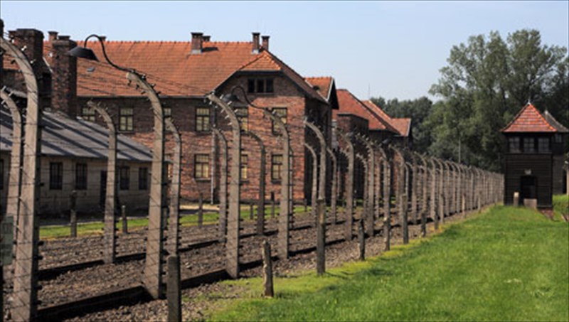 aousbits-odoiporiko-sto-stratopedo-tis-frikis