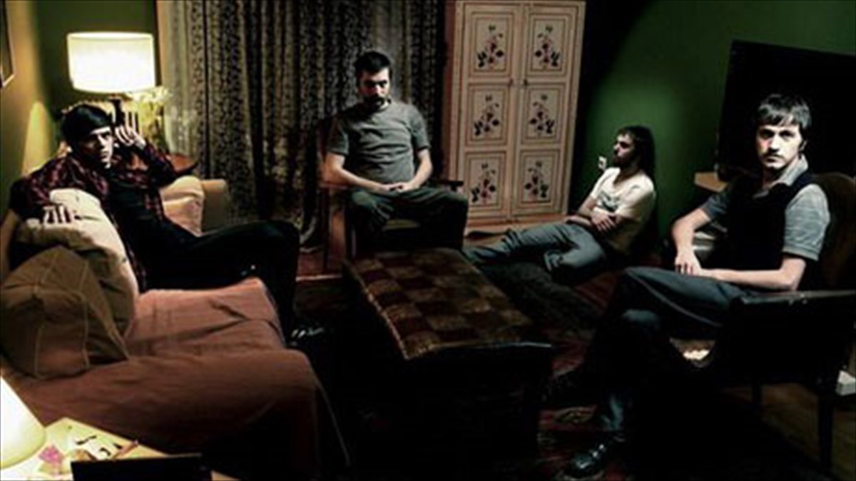 mia-demeni-agglofoni-mpanta-sto-k44