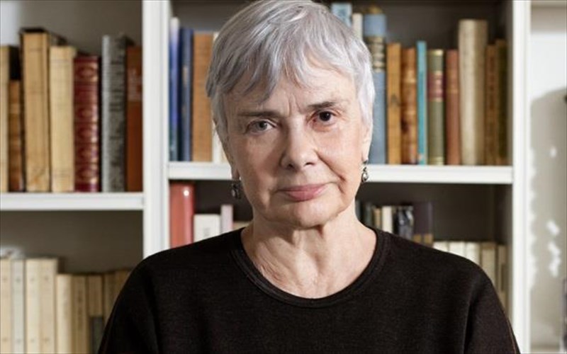 ksenia-kalogeropoulou-emeis-kratame-to-mellon-ton-paidion-sta-xeria-mas