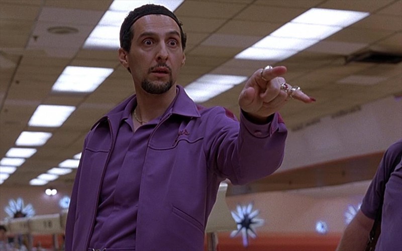 erxetai-neos-lebowski