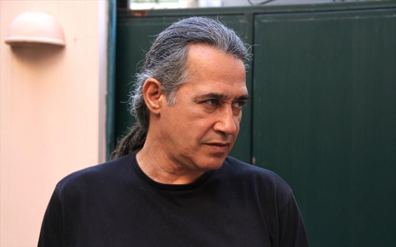 pantelis-thalassinos-den-tha-exoume-fanfares-kai-purotexnimata