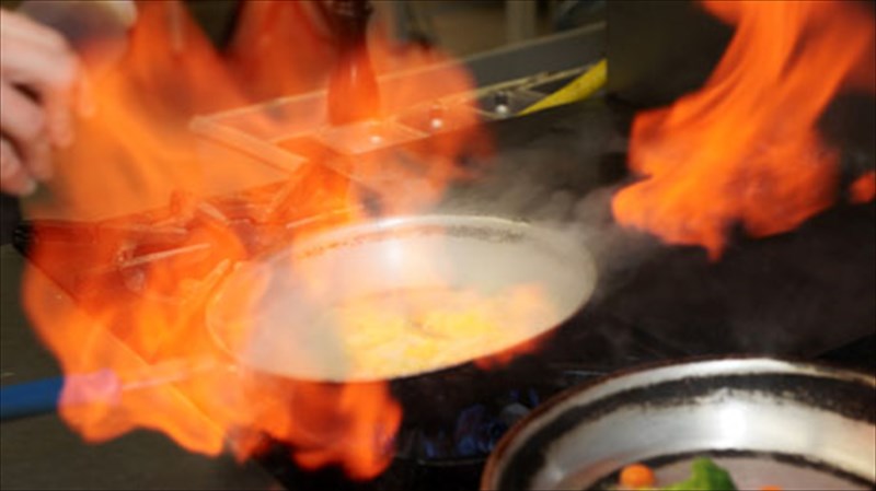 to-proto-cooking-festival-filokseneitai-sto-athens-metro-mall