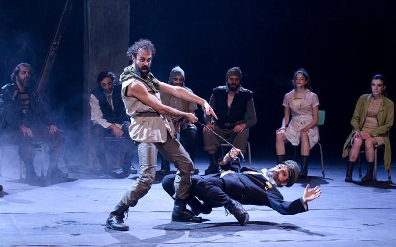 iliada-se-skinothesia-tou-stathi-libathinou-anoigei-tin-aulaia-sto-festibal-filippon