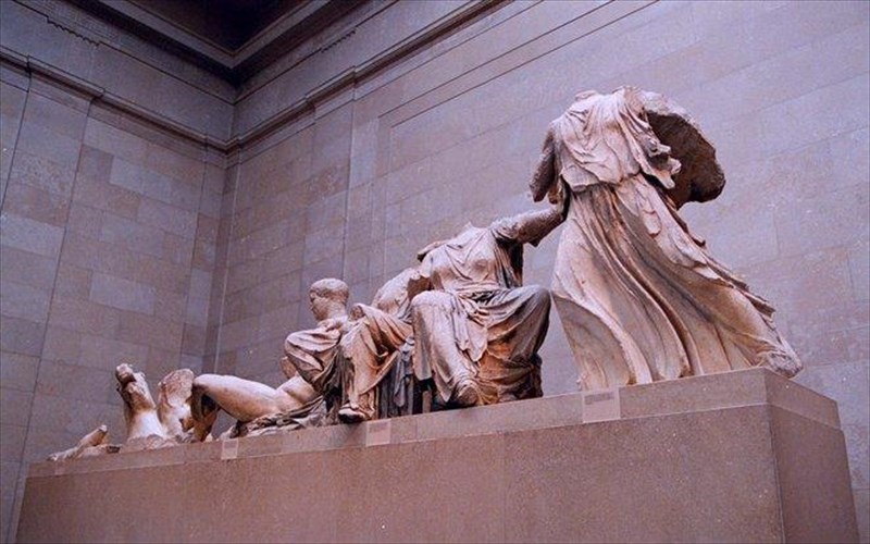 xorizoun-ta-marmara-tou-parthenona-sto-bretaniko-mouseio