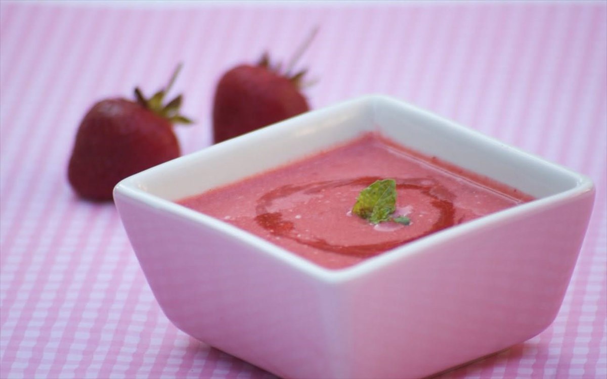 strawberry-soup