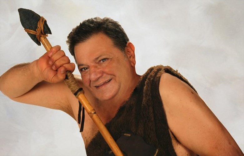 o-giorgos-partsalakis-xristike-caveman