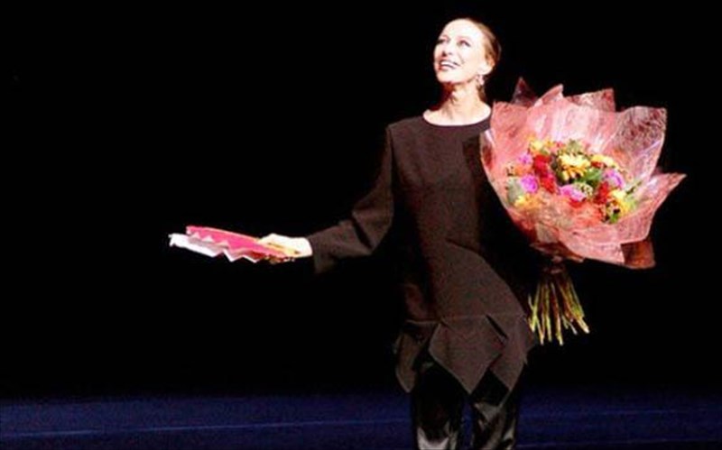 magia-plisetskagia-oi-roloi-pou-tautistikan-me-to-mutho-tis