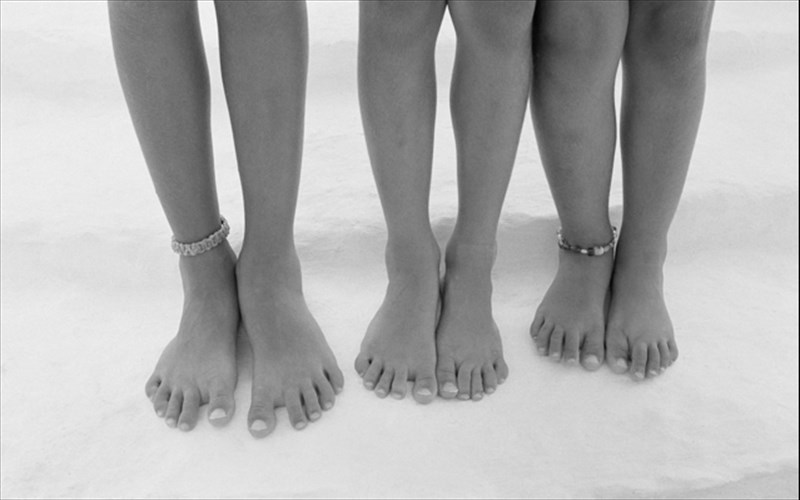 h-santorini-mesa-apo-ton-fako-tou-fotografou-william-abranowicz