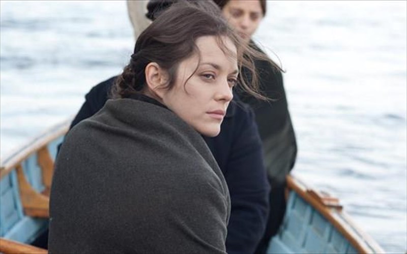 kritiki-tainias-kapote-sti-nea-yorki