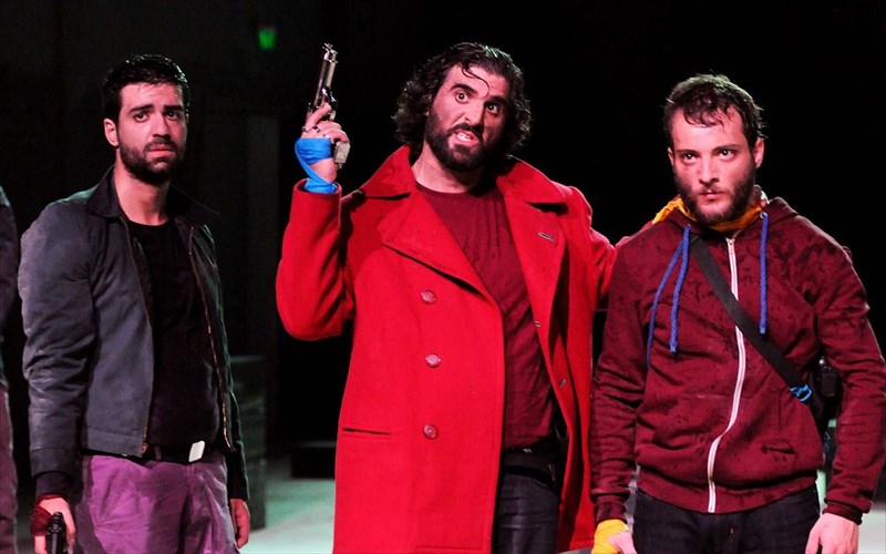 oi-listes-kritiki-theatrou