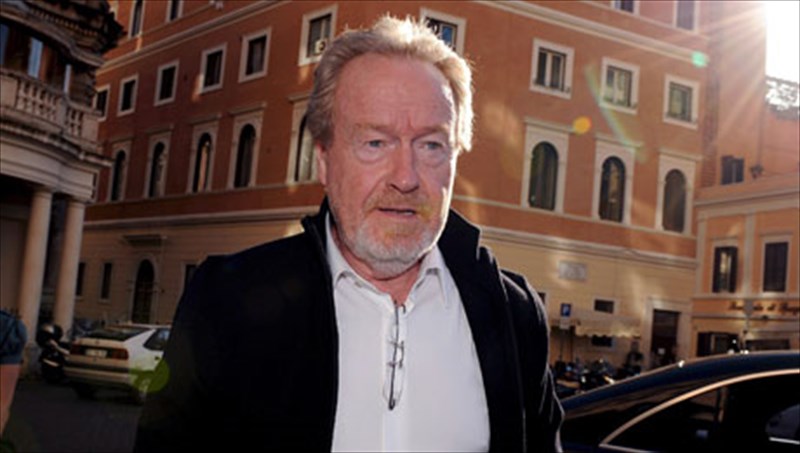 o-rintlei-skot-anazitei-empneusi-sta-binteo-tou-youtube