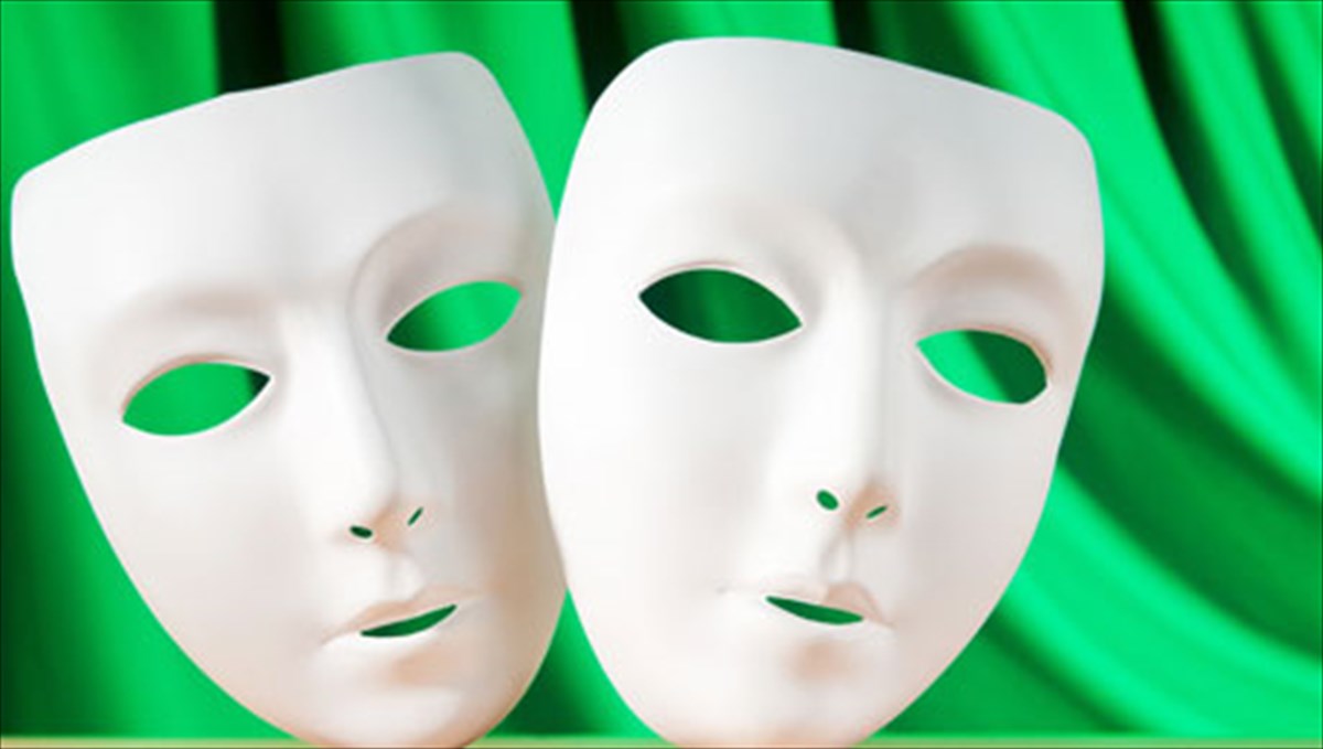 sugxronoi-dramatourgoi-anazitoun-skini