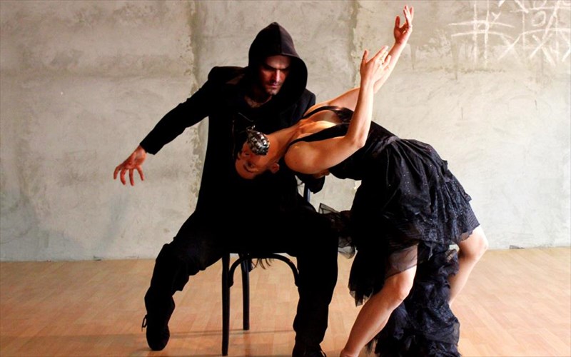 chairs-tragedy-sto-dance-days-4-sta-xania-sta-xania