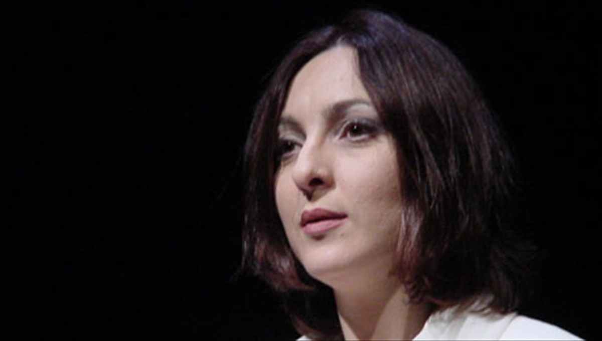 theatrikes-eksomologiseis-apo-tin-kato-italia