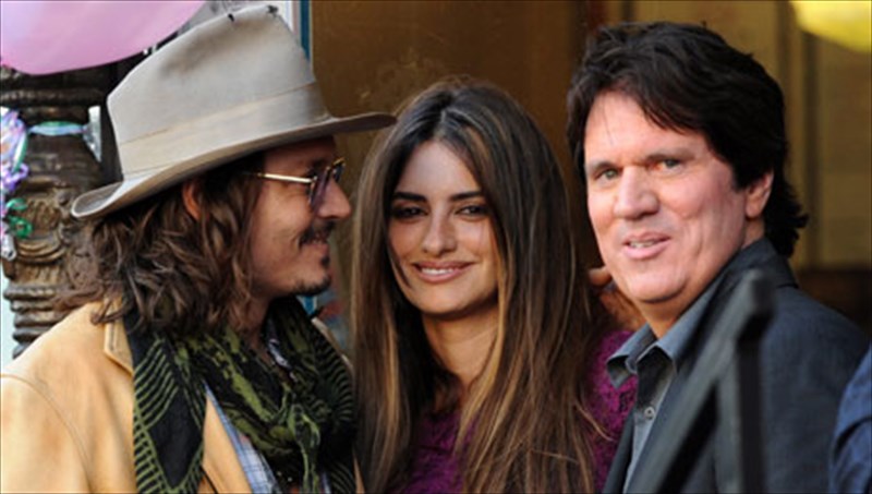 oi-peirates-tis-karaibikis-tha-feroun-xrusafi-sto-box-office