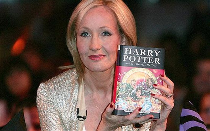 9-pragmata-pou-isos-den-gnorizate-gia-ti-suggrafea-tou-harry-potter-pragmata-pou-isos-den-gnorizate-gia-ti-suggrafea-tou-harry-potter