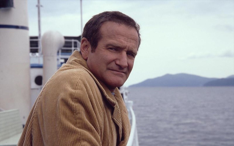 i-skoteini-pleura-tou-uperoxou-robin-williams