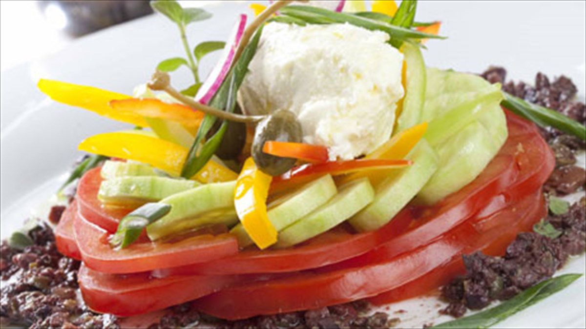 mathainontas-na-mageireuoume-piata-dimiourgikis-kouzinas