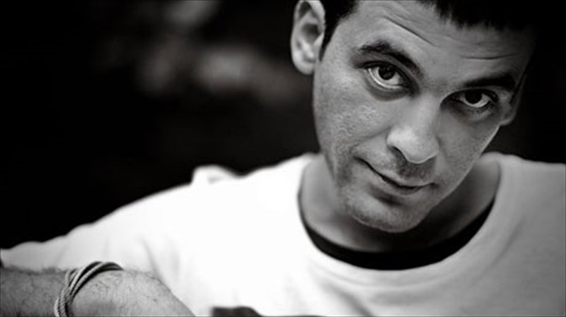 o-apostolos-rizos-sunexizei-tis-mousikes-tou-diadromes