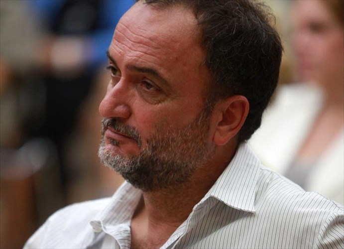 thodoris-gkonis-tha-anebasei-to-deipno-tis-mpampet