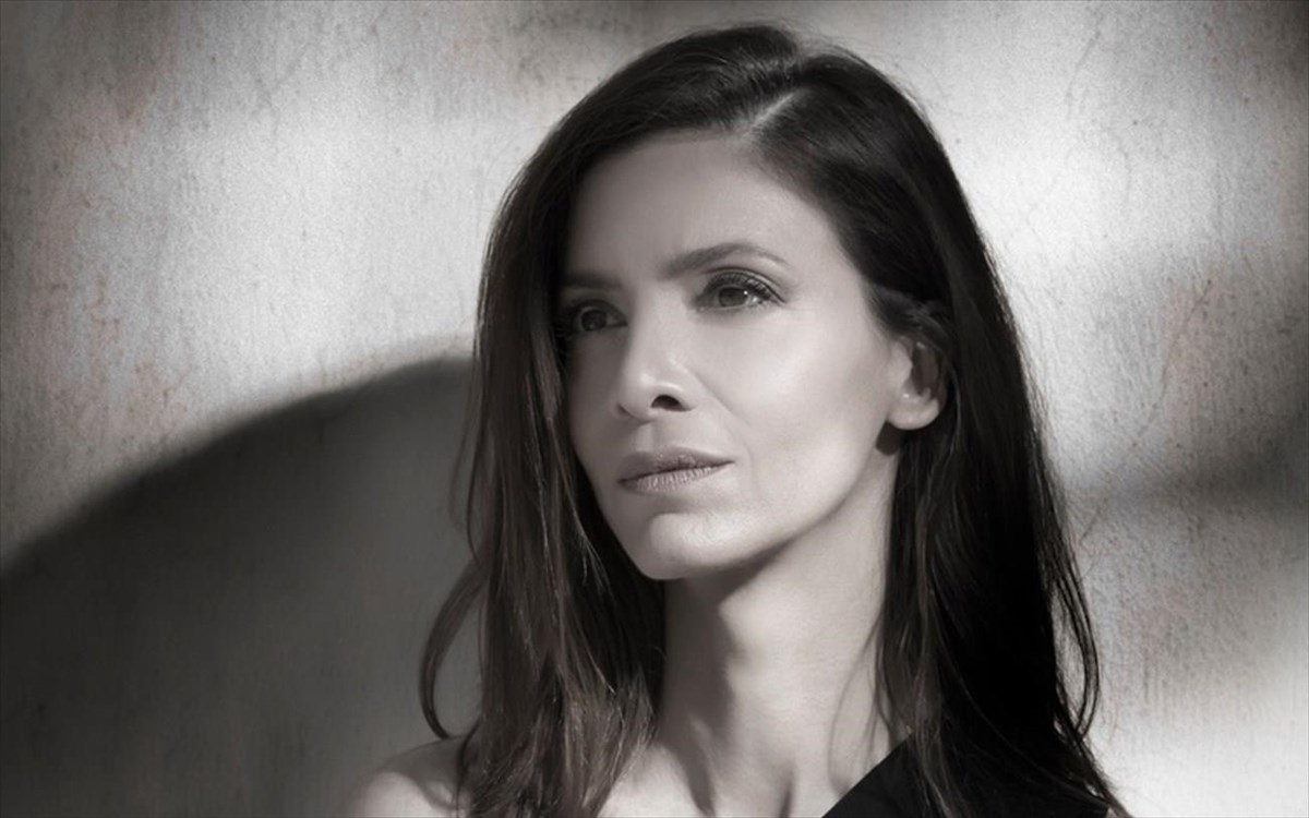 katerina-lexou-leoforeio-o-pothos-fotografia-2014-pothos-fotografia-2014